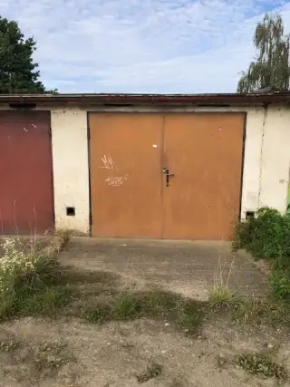 garáž