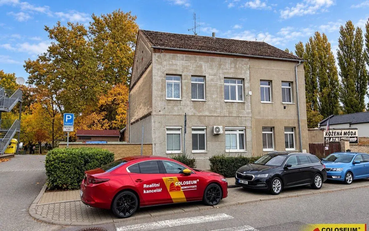 Hrušovany nad Jevišovkou, byt 2+1 49 m², dílna, sklep - byt