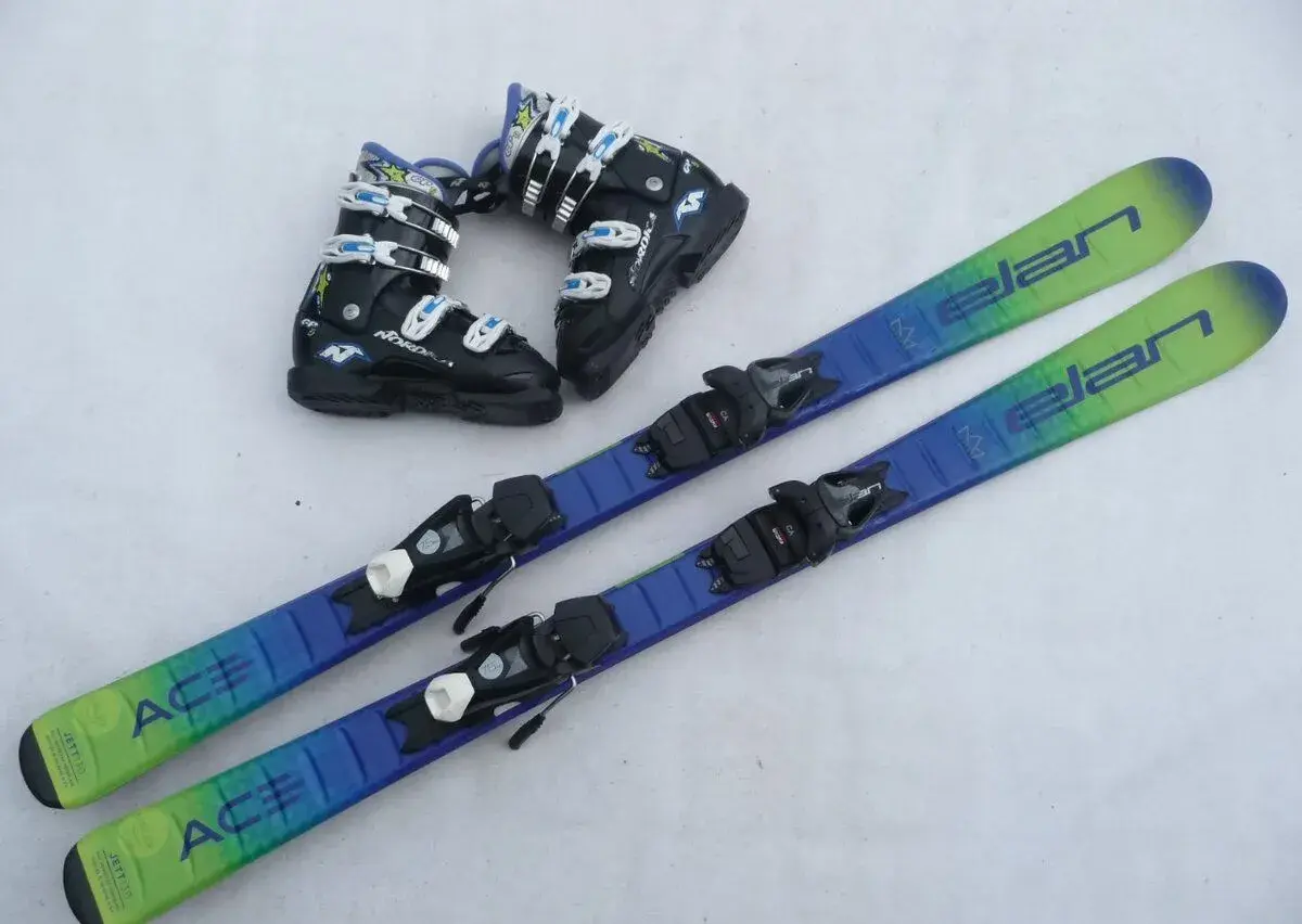 457. Lyže ELAN - 130 cm + boty NORDICA 37 eu - set