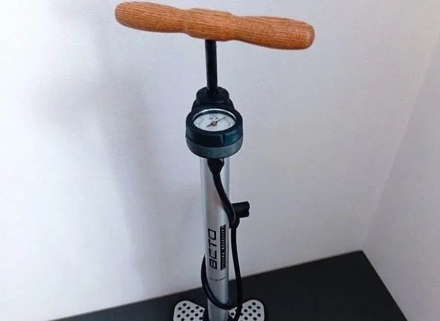 Hustilka (pumpa) BETO 160PSI + rychloupínák podsedlový