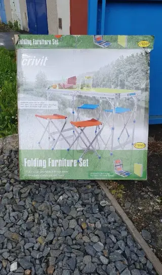 Kemping stůl a židličky