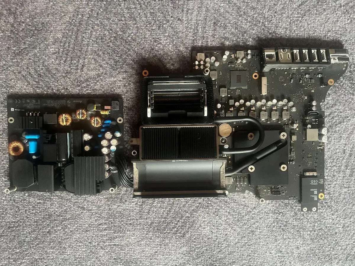 Apple iMac 27" 5K 2017 – logic board i5 / RadeonPro 570 4GB