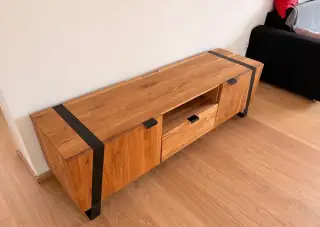 NOVÝ Masivní dubový Tv stolek Boliah