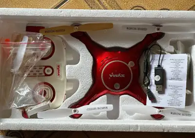 Dron SYMA X5UW 2x na náhradní díly