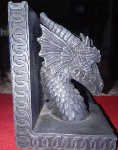 Zarážky na knihy dračí hlavy