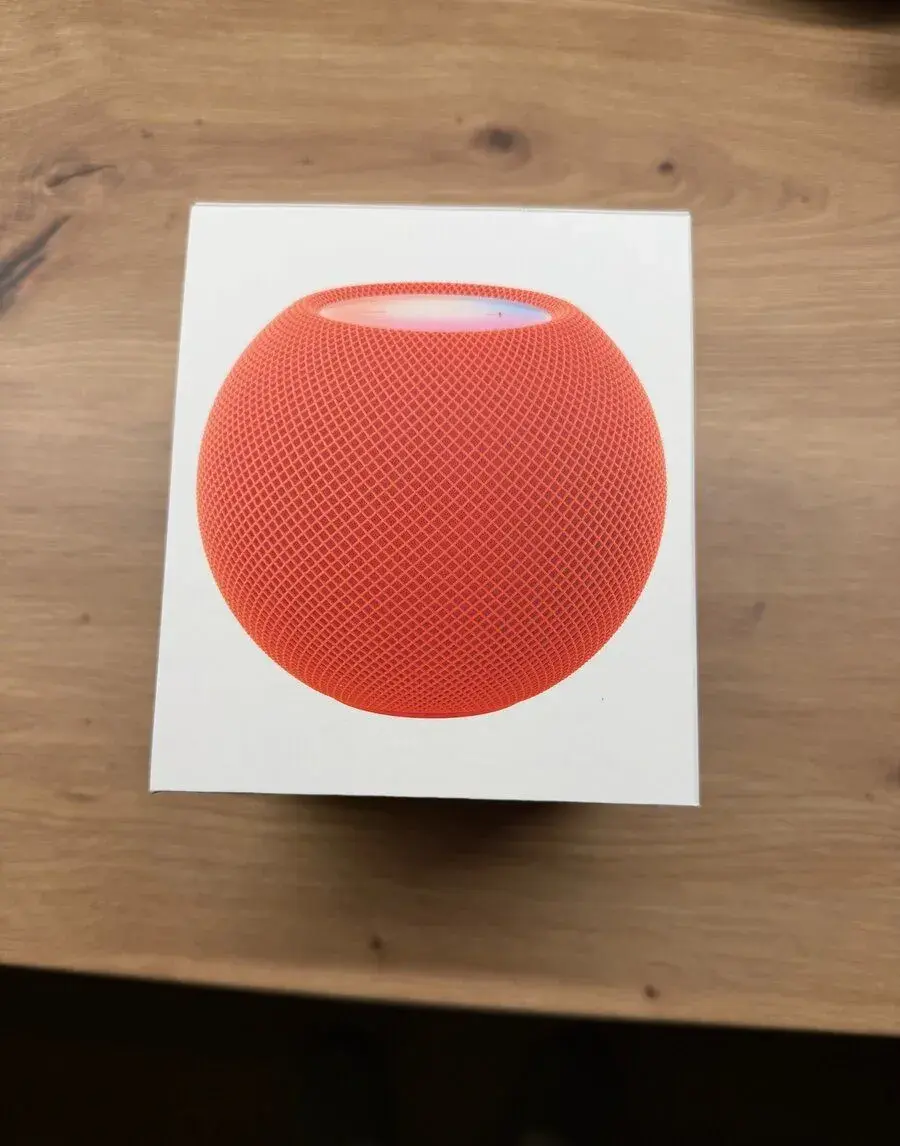 Apple HomePod mini – oranžový, kompletní balení