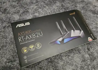 Router ASUS RT-AX82U