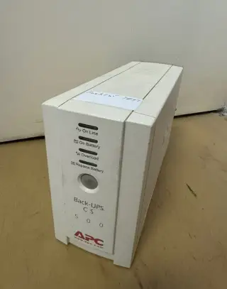 Záložní zdroj APC Back-UPS 500 -BEZ baterie-