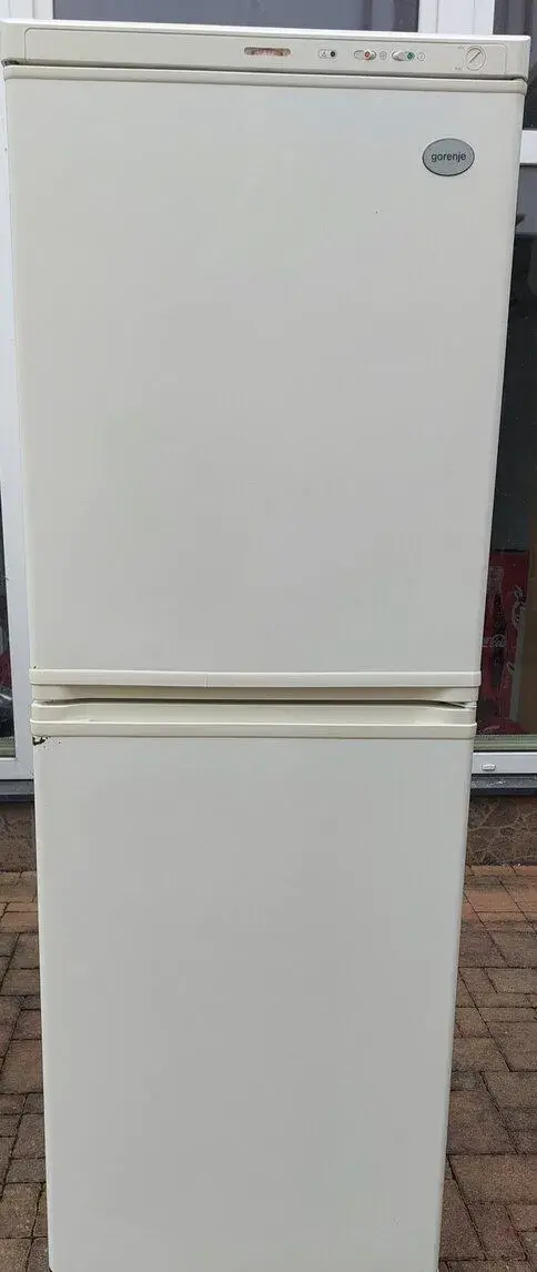Mraznička Gorenje