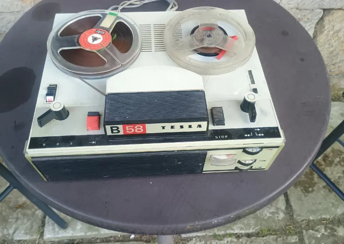 Magnetofon B58