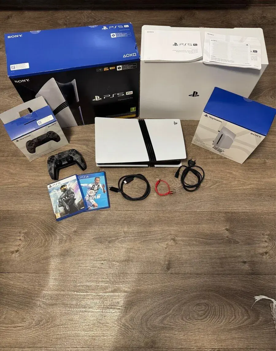 PlayStation 5 pro + disková mechanika + záruka
