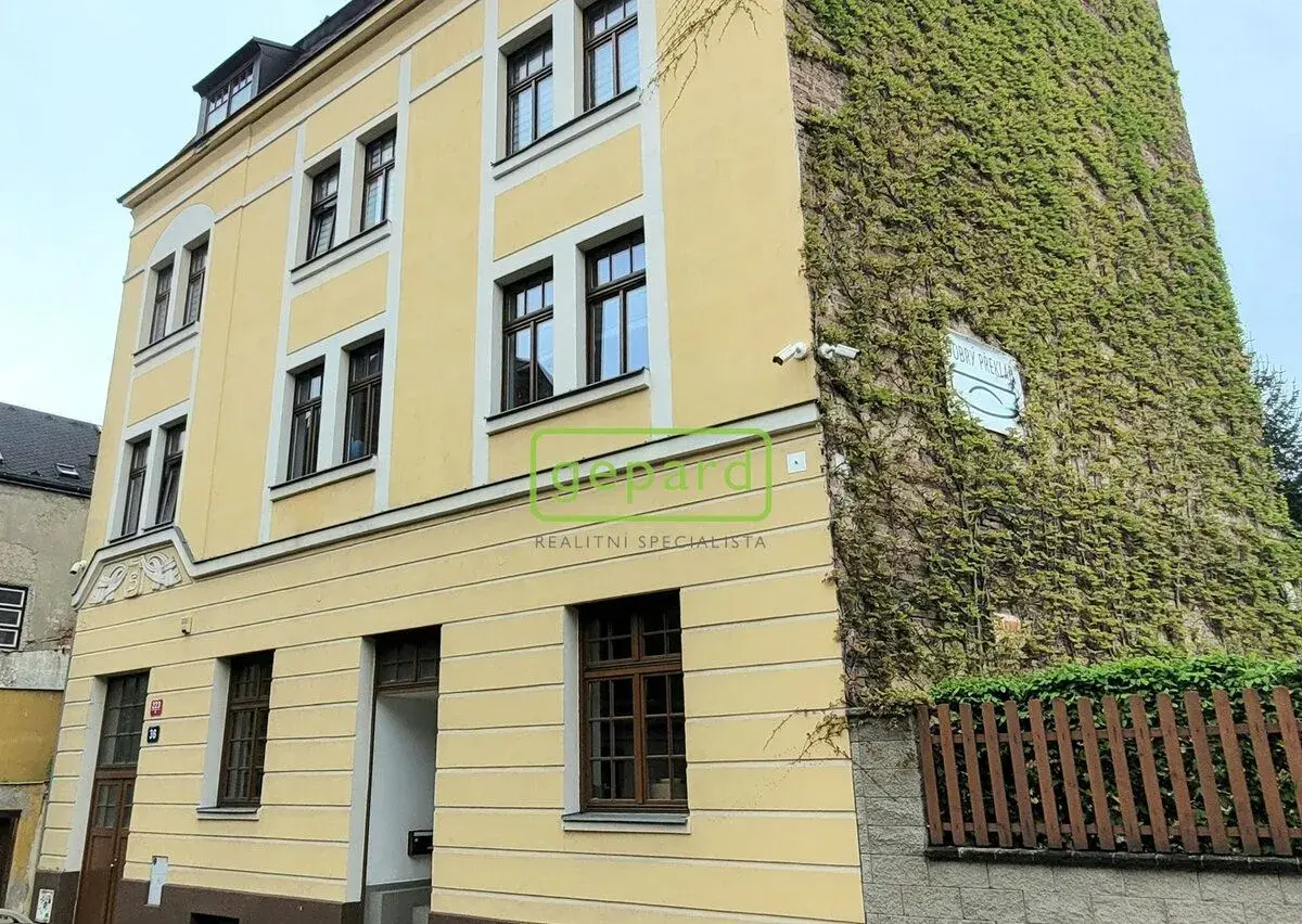 Pronájem bytu 2+1 66 m2 Liberec, ulice Studničná