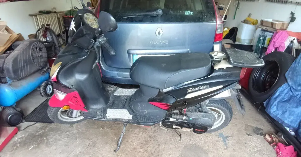 skůtr BAOTIAN 50ccm