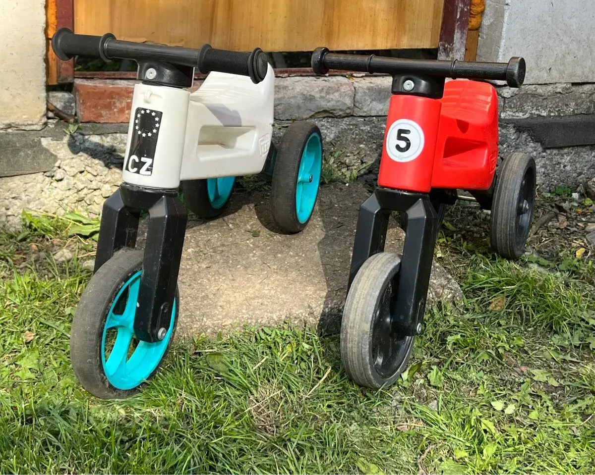 Dětské odrážedlo FUNNY WHEELS Rider SuperSport 2v1