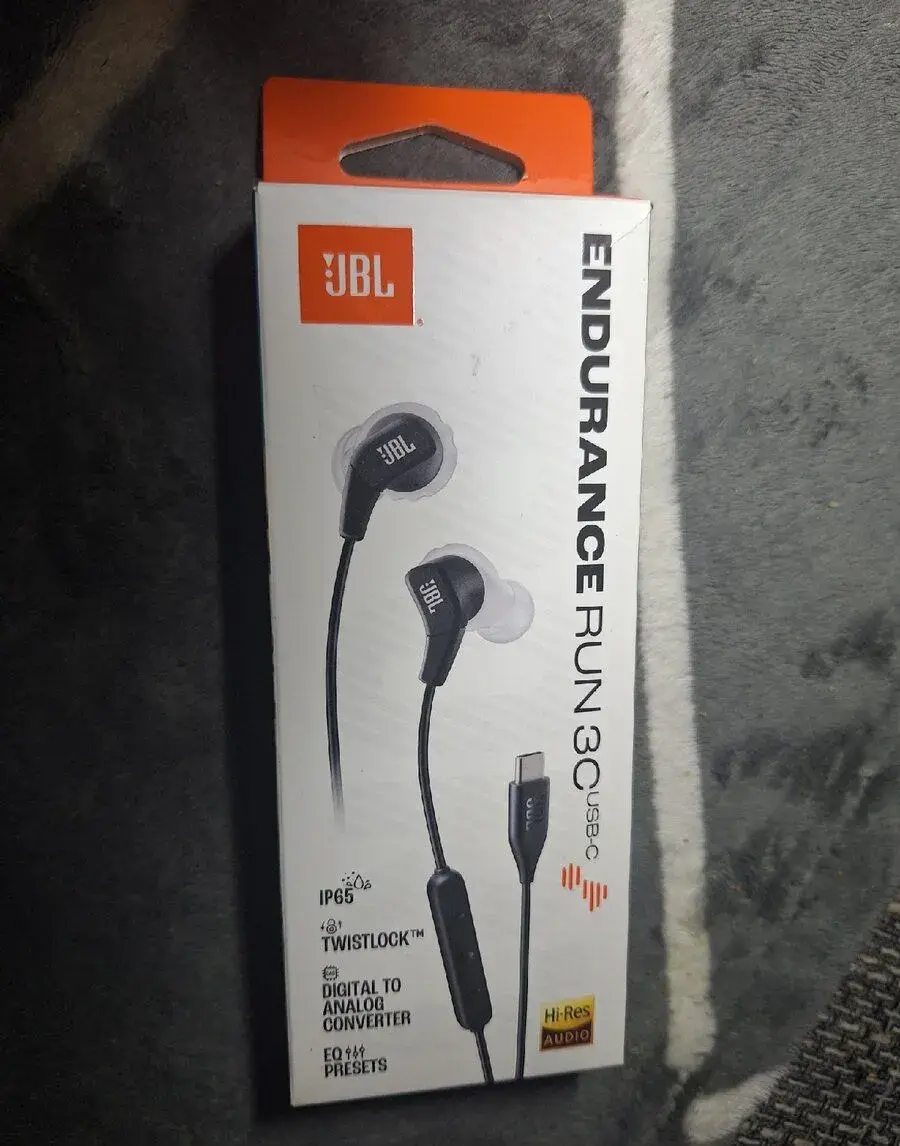 Sluchatka JBL