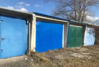 Garáž v Bukovanech u Sokolova