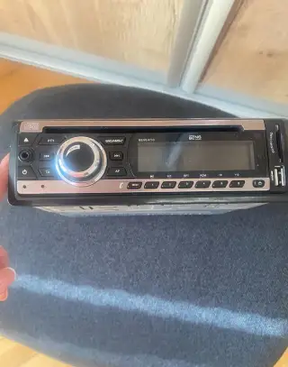 autoradio s CD