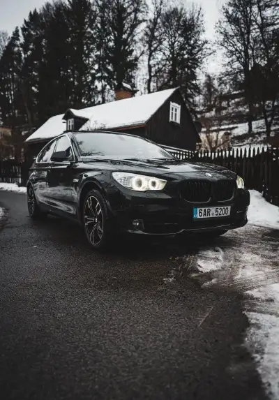 BMW 530d – 2010, 324 735 km