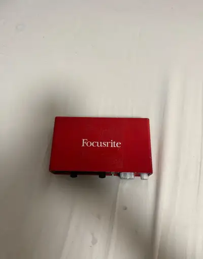 Focusrite Scarlett 2i2 2nd Gen
