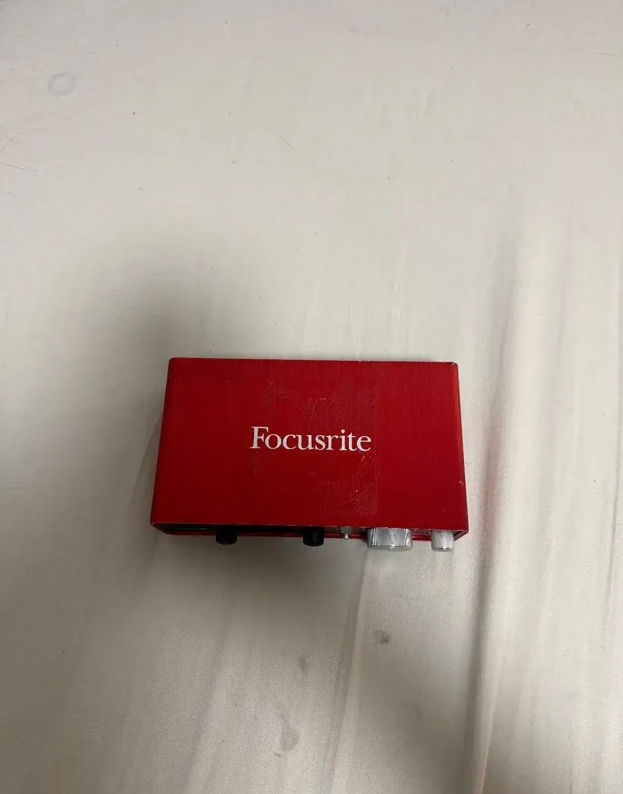 Focusrite Scarlett 2i2 2nd Gen