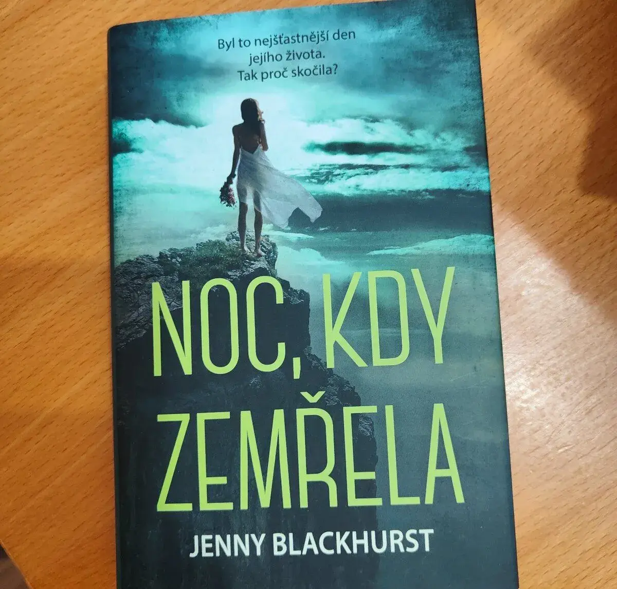 Noc, kdy zemřela