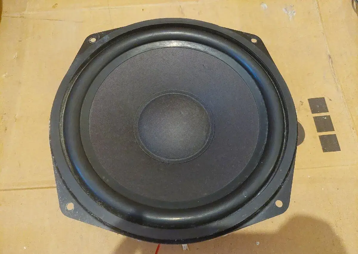 Reproduktor Tesla arn 6618