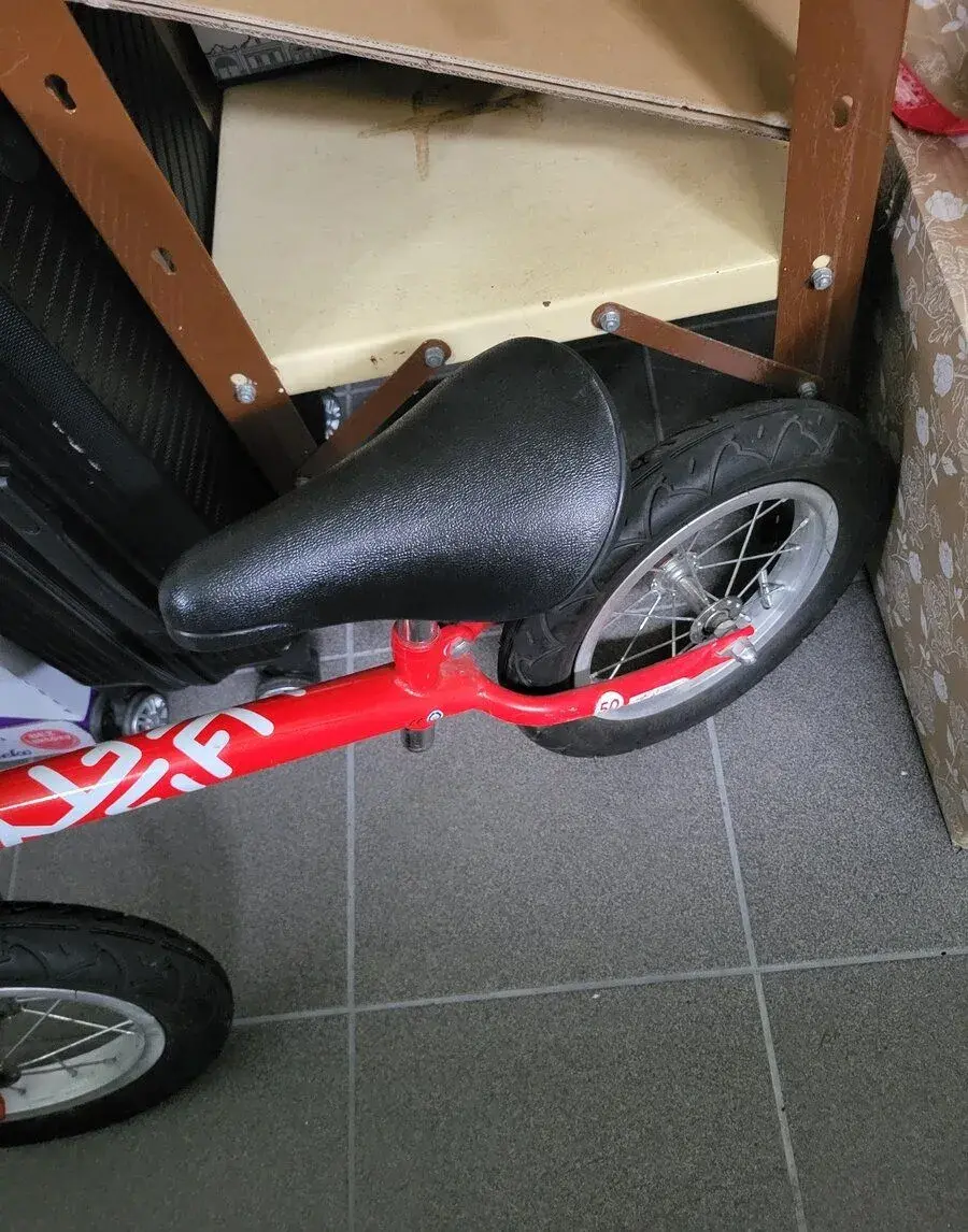 dětské odrážedlo