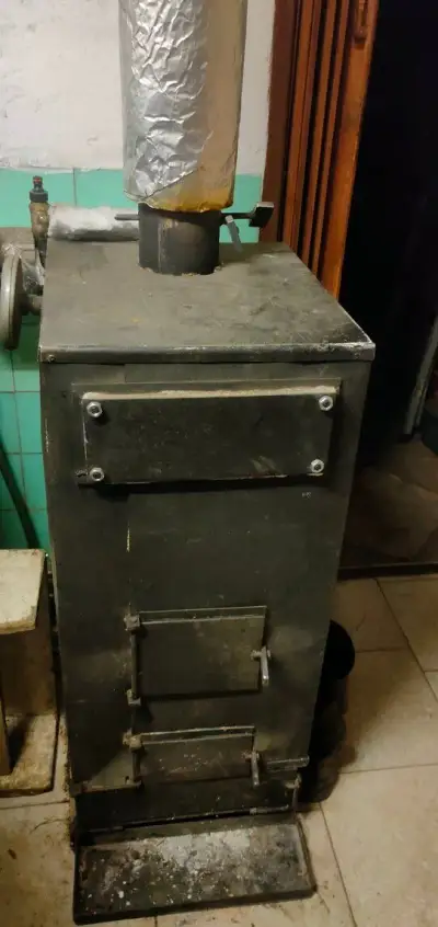 Kotel na tuhá paliva