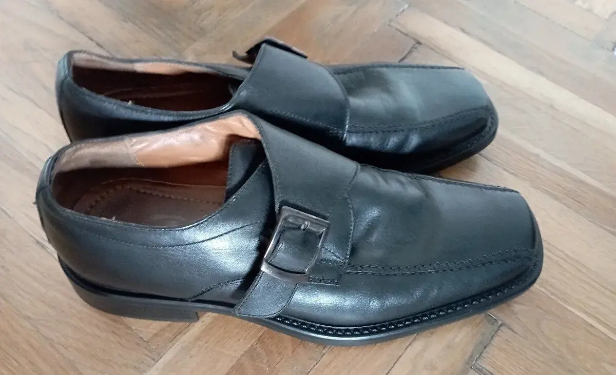 Pánské kožené společenské černé polobotky / boty Baťa