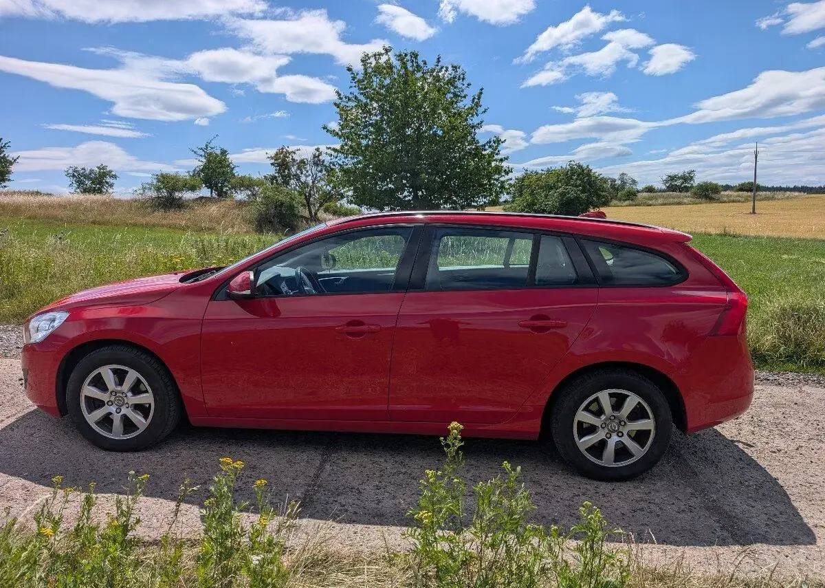 Volvo V60 – 2012, 241 000 km