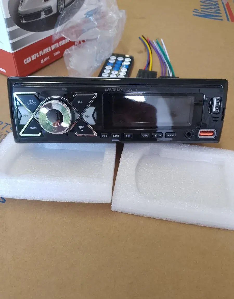 Nové autorádio 4X 60 W