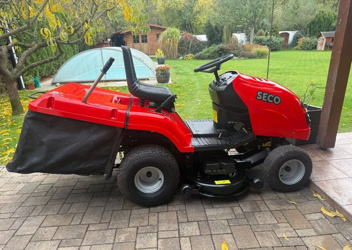 Zahradní traktor 23HP ČR Seco BS 2V VANGUARD Traktůrek