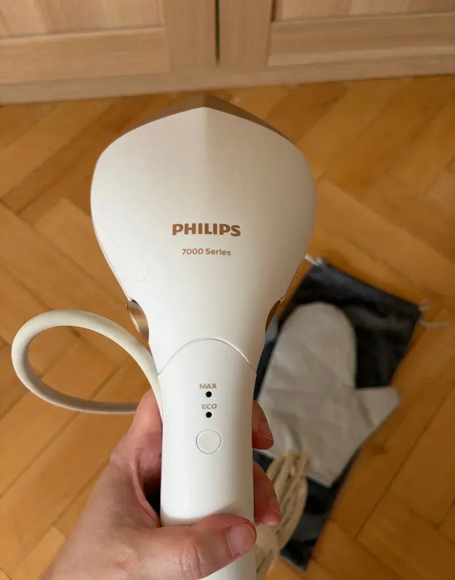 Ruční napařovač Philips 7000