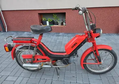 Babetta 210 s kartičkou, červená pěkná, zachovalá 14.