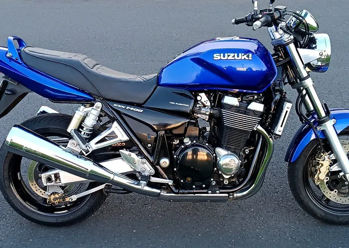 Suzuki GSX 1400 , hezky stav, bez investic.
