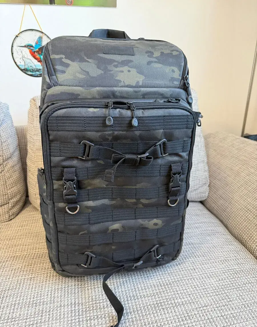 Batoh Tenba Axis v2 32L Backpack černý / kamo