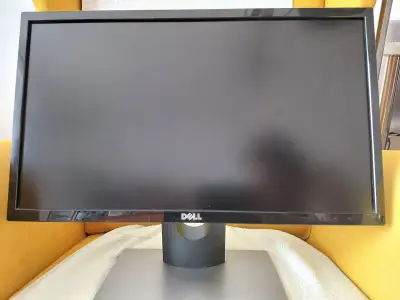 LCD monitor DELL SE2216H