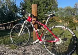 Kellys Neos – crossové kolo, Shimano