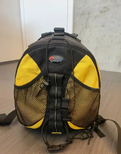 Lowepro DryZone 100 - fotobatoh