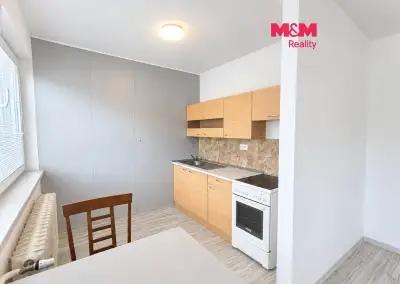 Pronájem bytu 1+kk, 32 m², Hradec Králové, ul. Sušilova