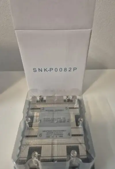 Supermicro SNK-P0082P – AMD EPYC SP5, 1U chladič – NOVÝ