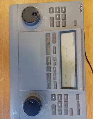 Sony RM E500 video editing controller, Editor pro úpravu vid