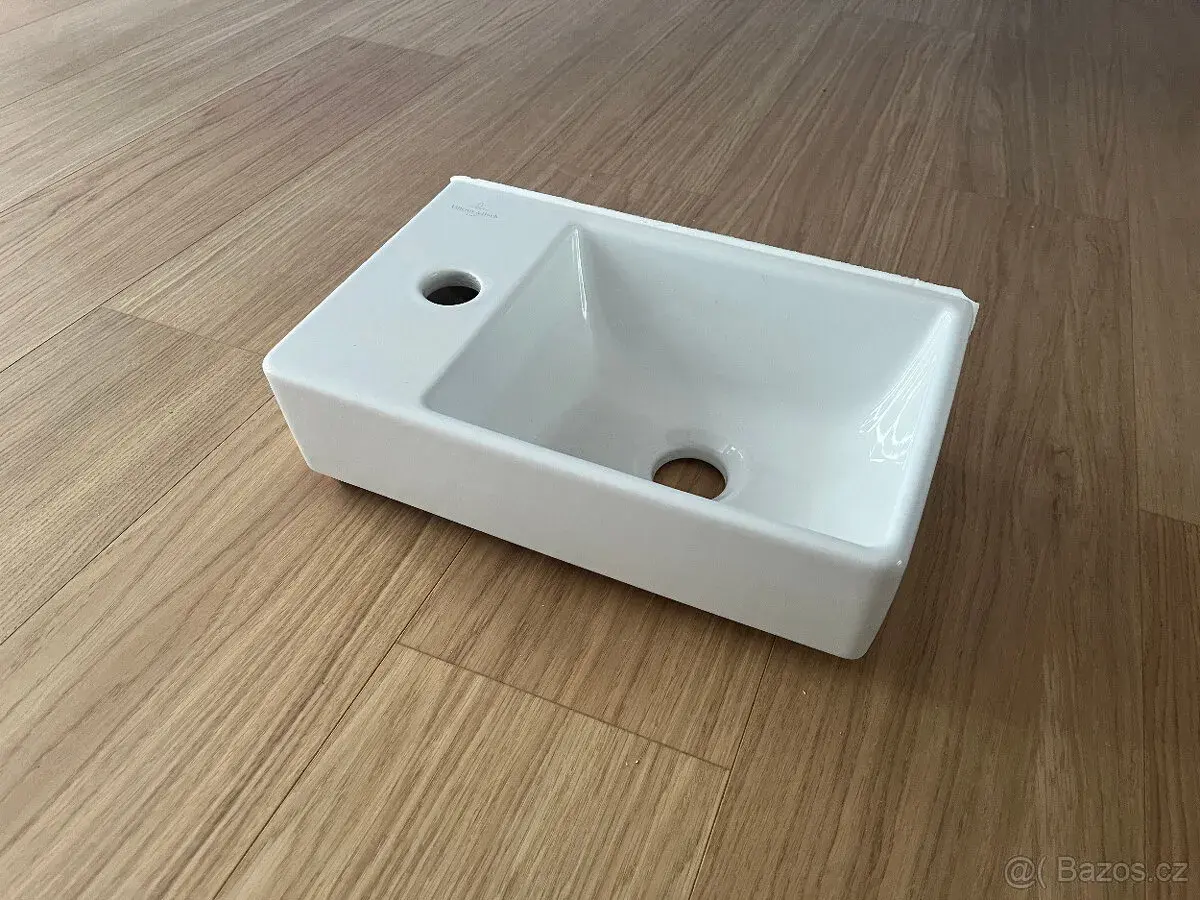 Umývátko Villeroy & Boch Avento