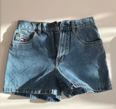 Dámske šortky Hilfiger