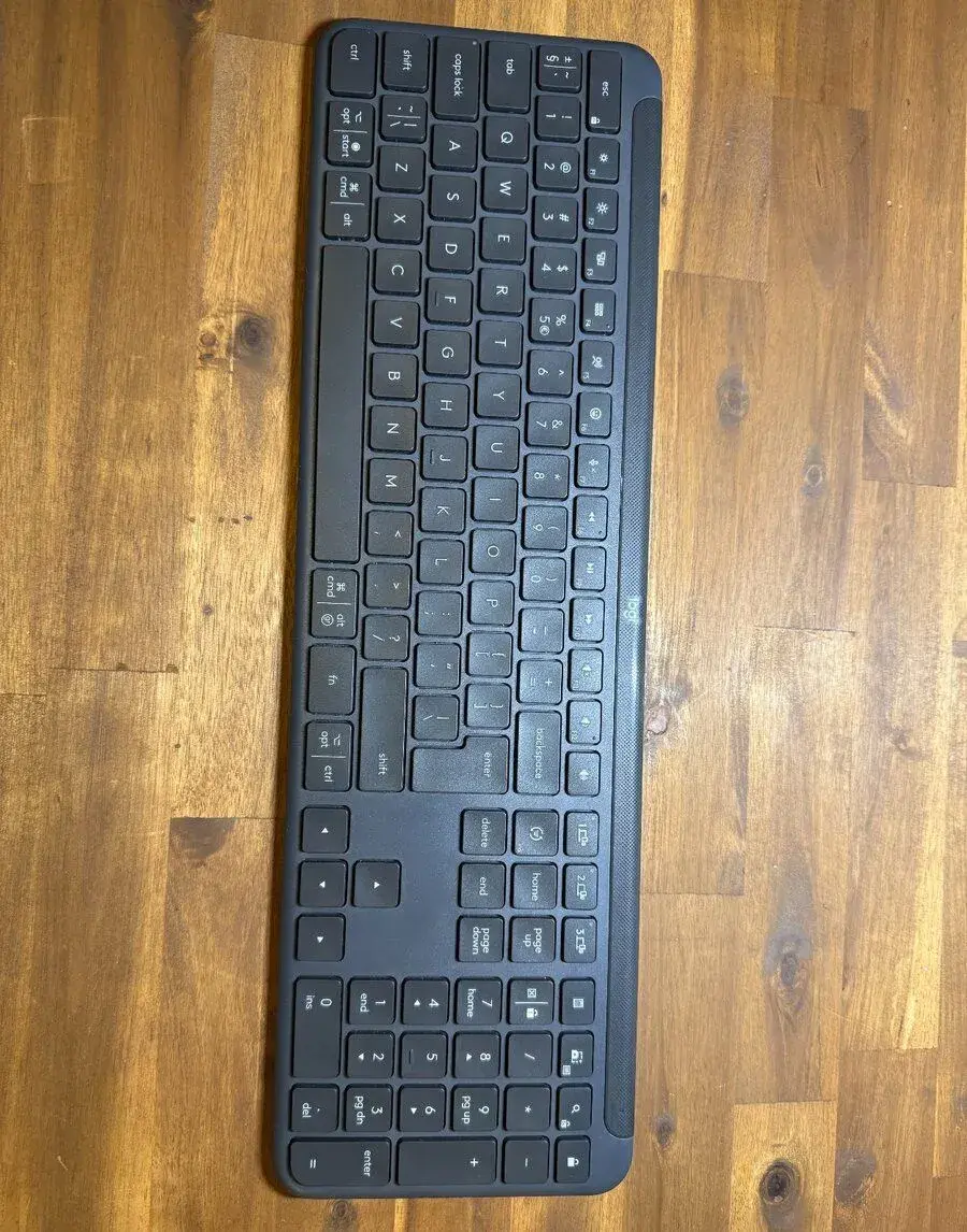Logitech K950