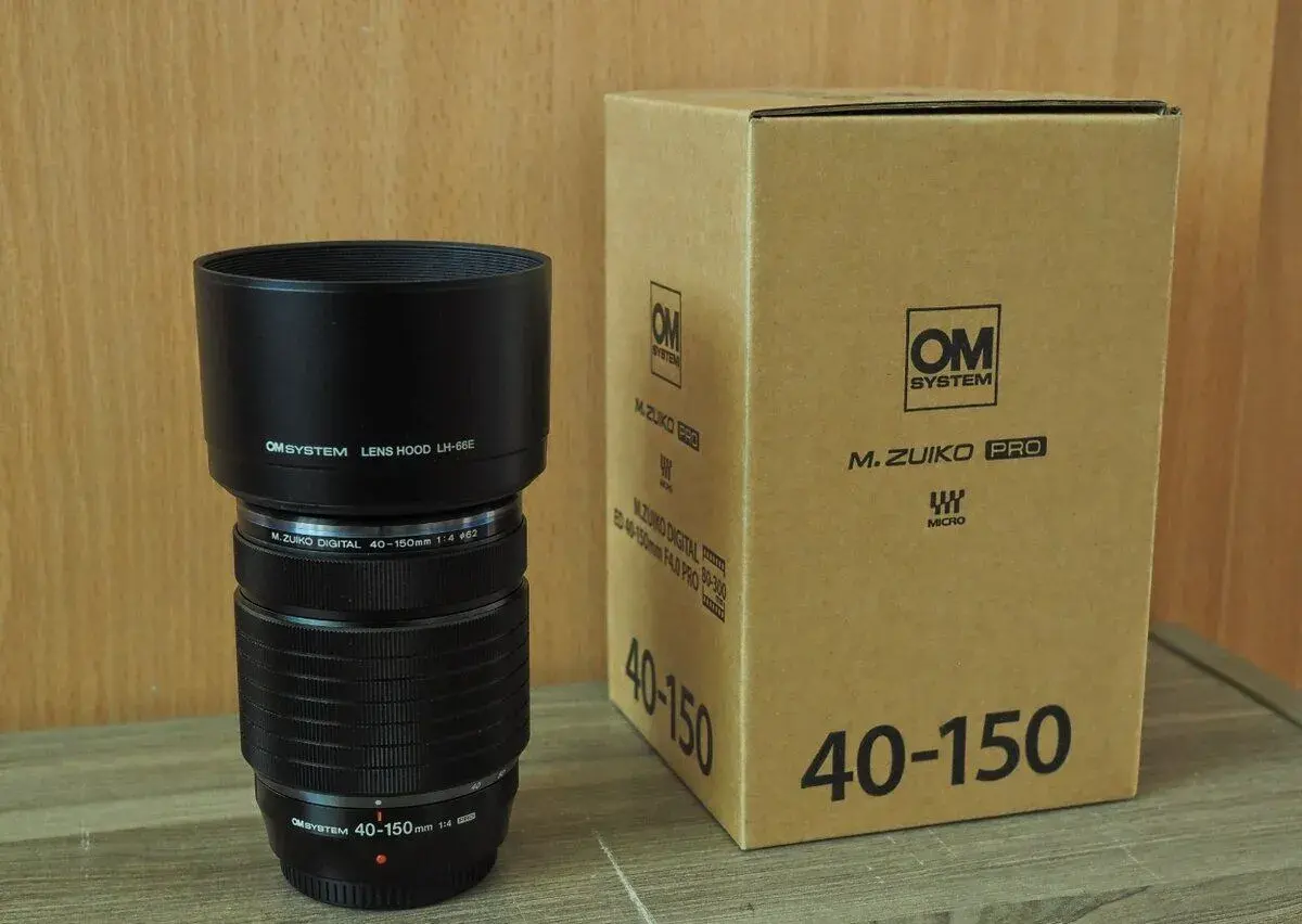 OM Systém objektiv 40-150 f/4 PRO záruka do 1/2032