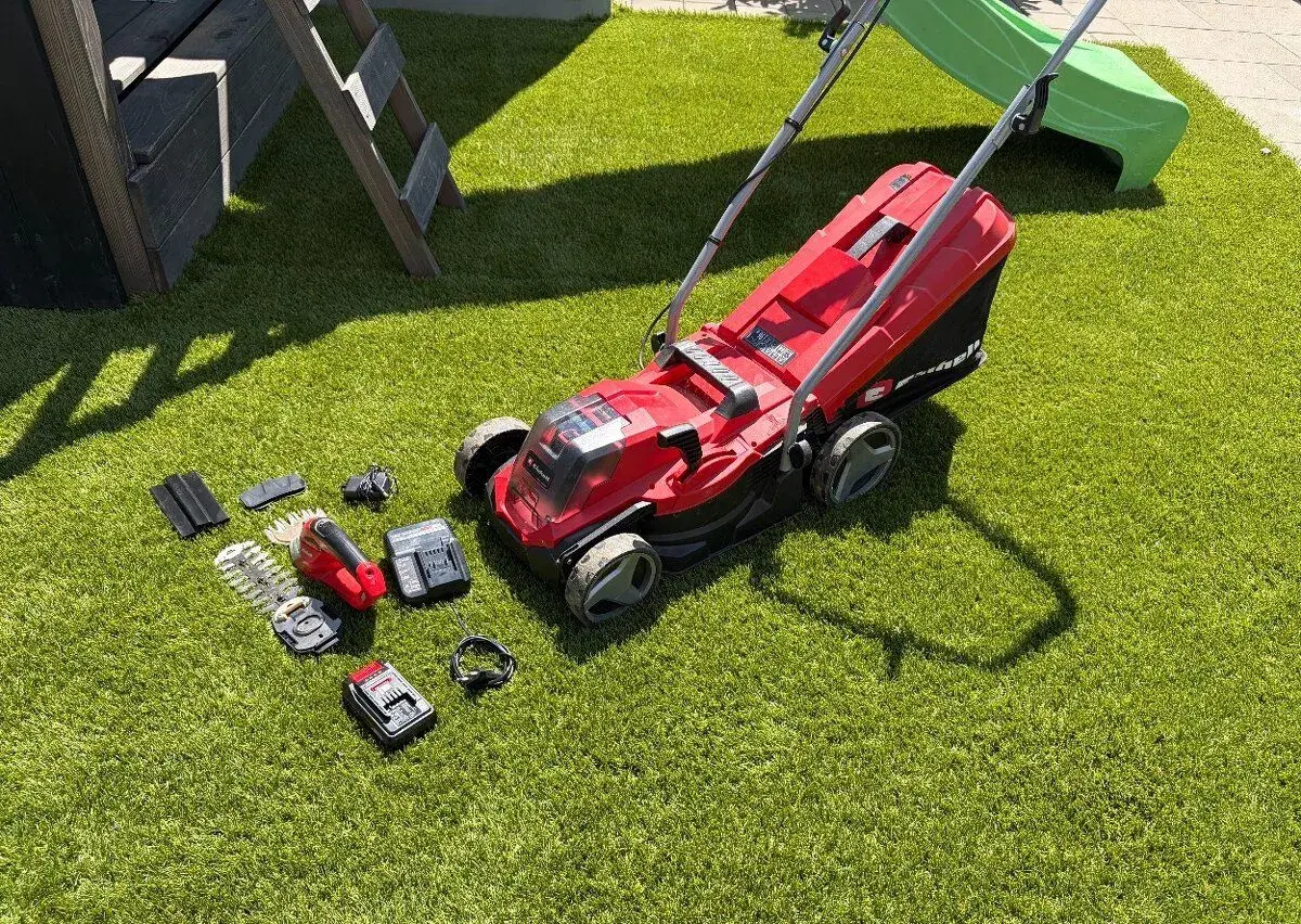 Einhell Aku sekačka na trávu + Aku nůžky na trávu a keře