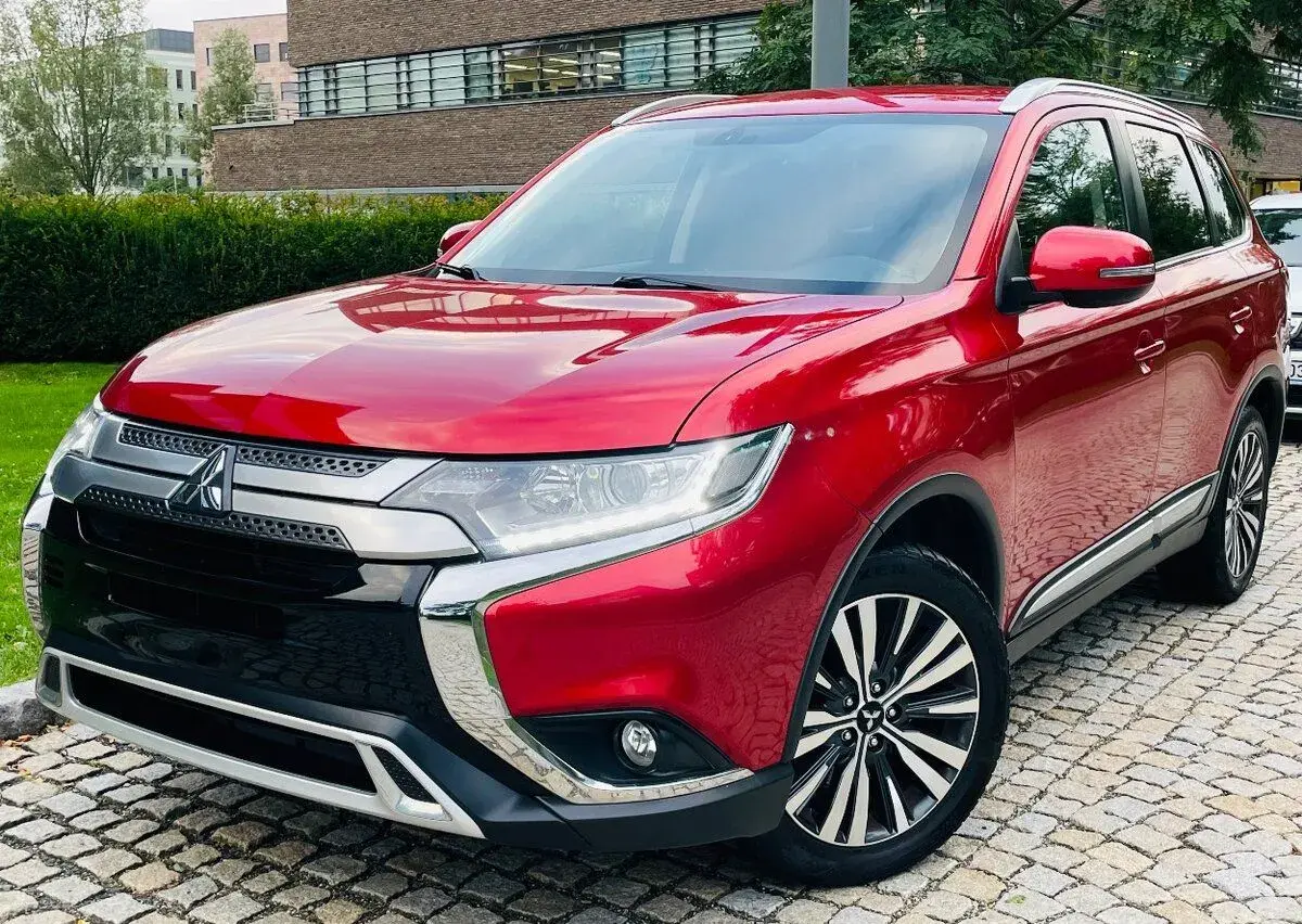 Mitsubishi Outlander – 123 348 km