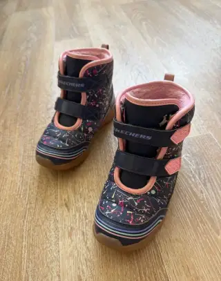 Dětská zimní obuv Skechers s podsvícením