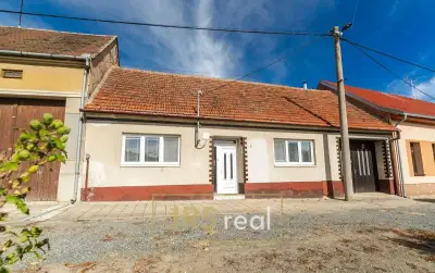 Prodej RD s pozemek 1 931 m² – Sobotovice u Brna